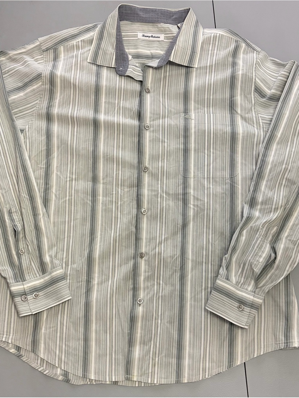 Tommy Bahama Men's Gray Stripe Button-Down Shirt